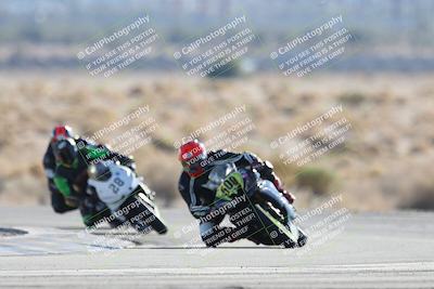 media/Dec-07-2025-CVMA (Sun) [[3e7d2de5dc]]/Race 12- Formula 40 MW and LW/